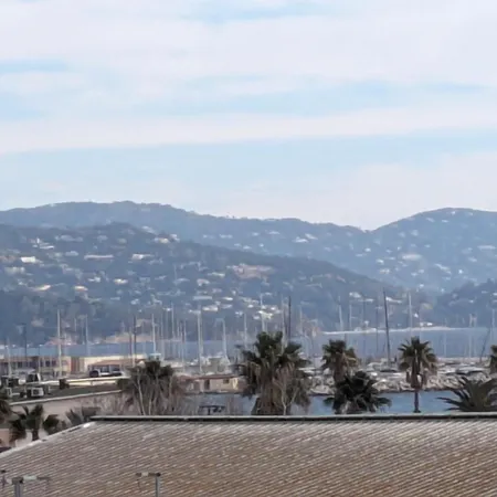 Apartman Avec Coin Nuit, 100 M De La