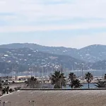 Lägenhet Avec Coin Nuit, 100 M De La