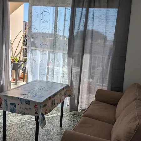 Avec Coin Nuit, 100 M De La