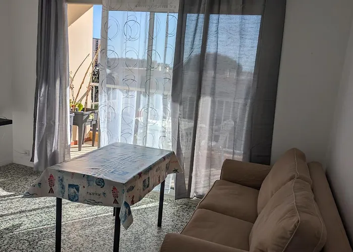 Avec Coin Nuit, 100 M De La