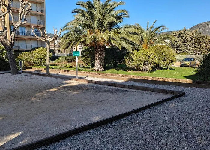 Avec Coin Nuit, 100 M De La 公寓