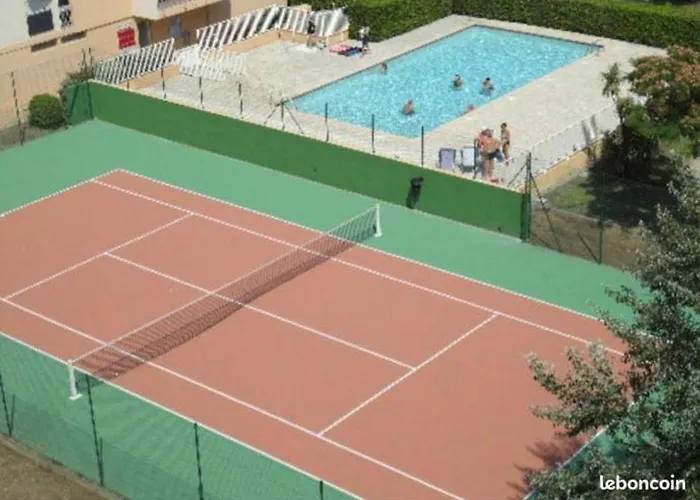 Apartman Avec Coin Nuit, 100 M De La Le Lavandou